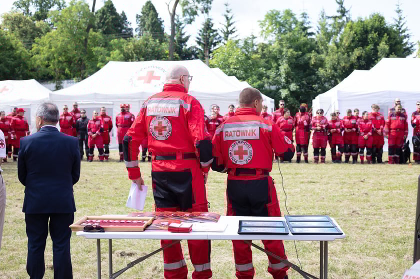 Inauguracja manewr&oacute;w PCK w Malczycach