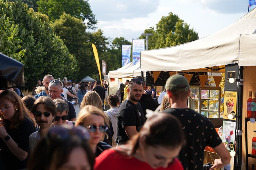 Gastro Miasto na bulwarze Dunikowskiego