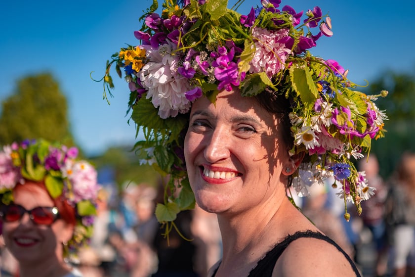 Pierwsza Wrocławska (świętojańska) Potańc&oacute;wka na placu Wolności