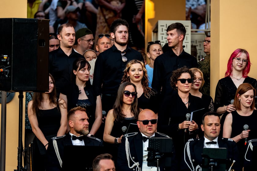 Na Bastionie Sakwowym tłumy meloman&oacute;w. Koncert muzyki filmowej oczarował publiczność