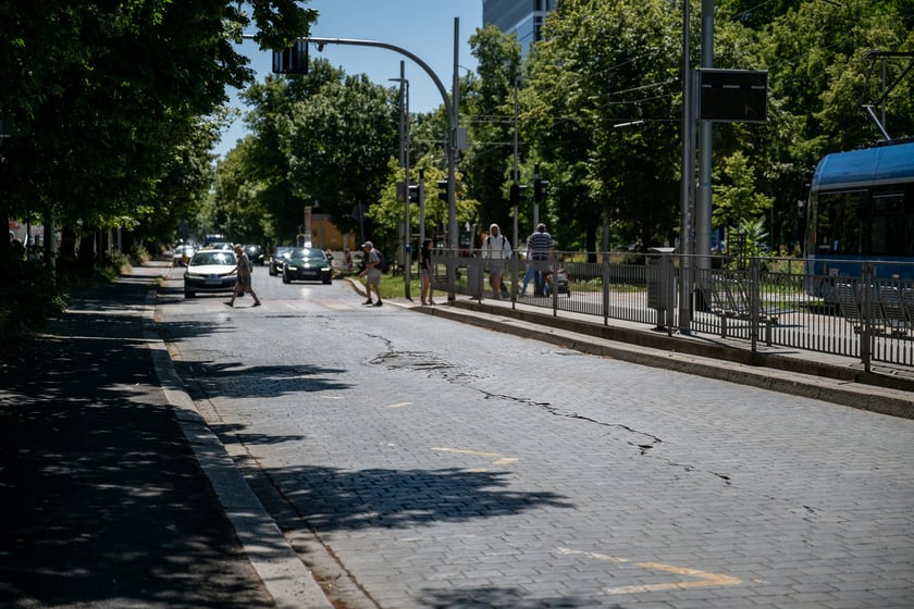 Podpisanie symbolicznej umowy na przebudowę ulicy Powstańców Śląskich, 1 lipca 2025 roku