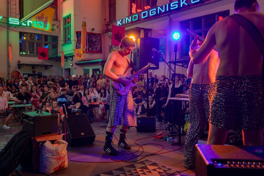 Inauguracyjny pokaz wideomappingu, Ruska 46, 28 czerwca 2025