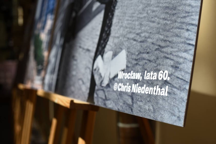 Wystawa "Tożsamość" Chrisa Niedenthala
