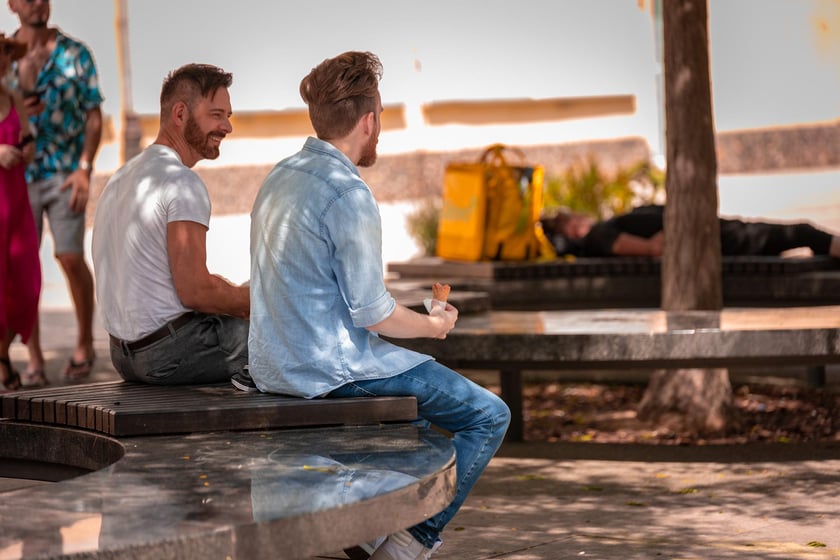 Upał we Wrocławiu. W niedzielę 6 lipca temperatura przekroczyła 30 stopni Celsjusza. Turyści i wrocławianie szukają ochłody