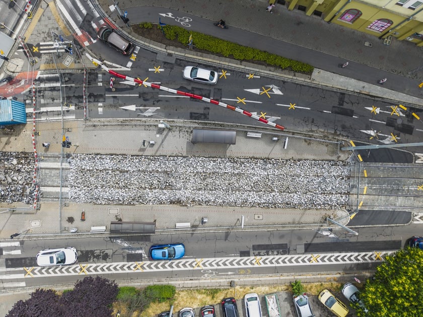 Wymiana rozjazdów tramwajowych na skrzyżowaniu Dubois z Pomorską (Nadodrze), 7 lipca 2025