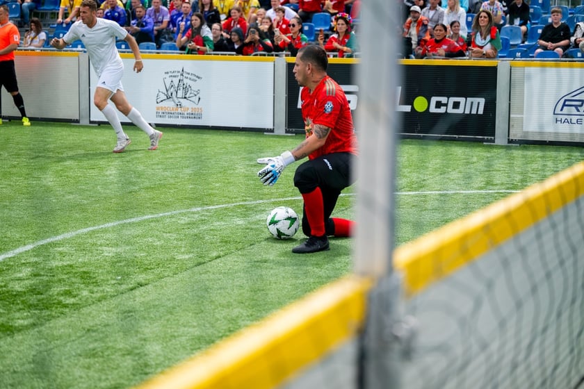 Ruszył XV Wrocław Cup! Kolorowa parada otworzyła Międzynarodowy Turniej w Piłce Ulicznej