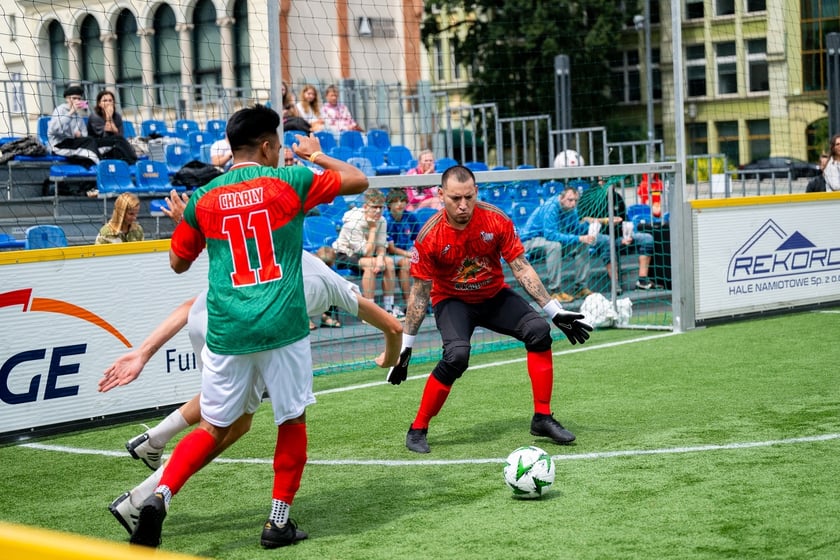 Ruszył XV Wrocław Cup! Kolorowa parada otworzyła Międzynarodowy Turniej w Piłce Ulicznej