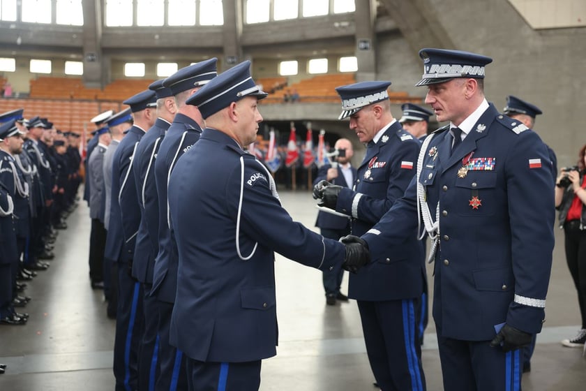 Święto Policji 2025. Wojewódzkie uroczystości w Hali Stulecia, 17 lipca