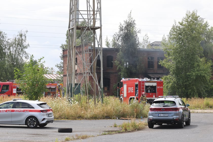 Pożar przy ul. Świstackiego na Przdmieściu Oławskim