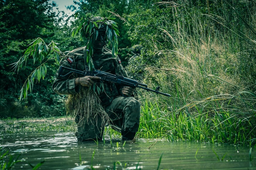 Żołnierze na szkoleniu "Wakacje z wojskiem 2"
