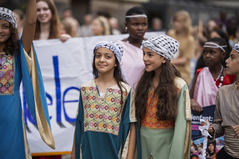 Barwna parada Lelenfant, 28.08