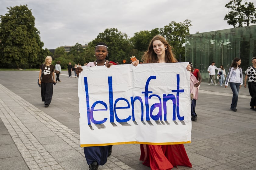 Barwna parada Lelenfant, 28.08