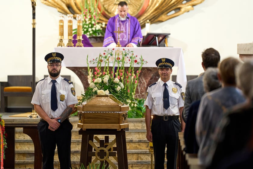 Pogrzeb poetki Urszuli Kozioł