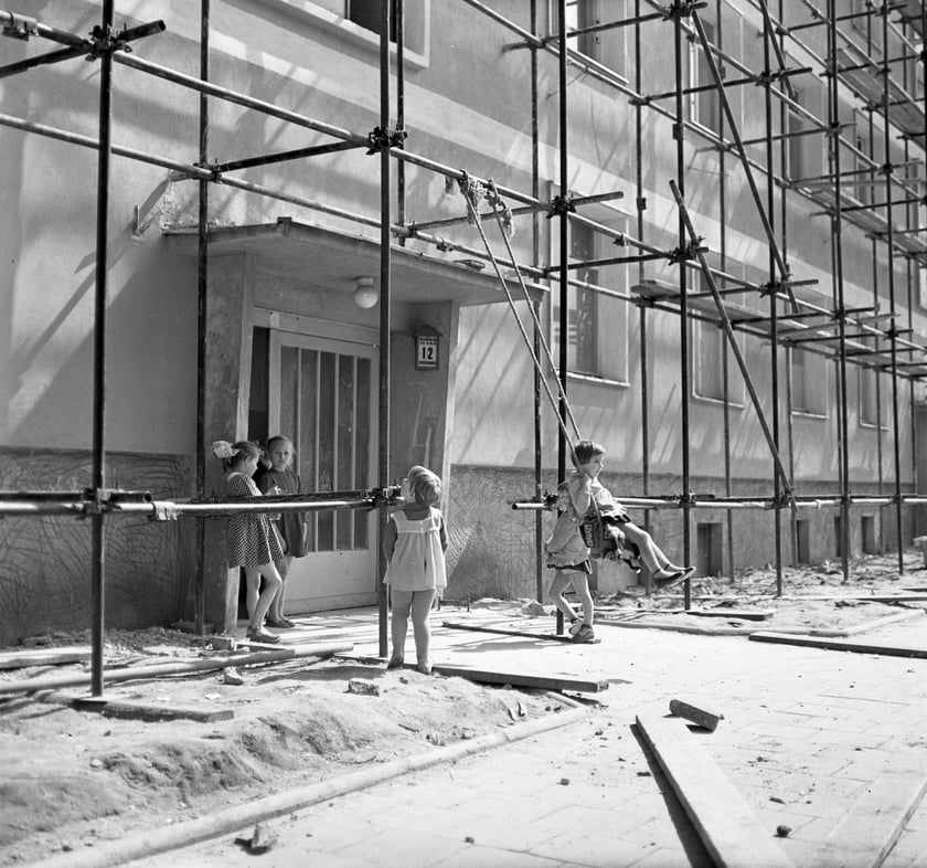 Zdjęcie z wystawy "Niemi świadkowie historii"