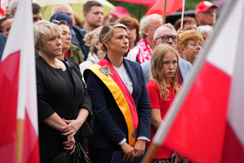Uroczystości przy pomniku Rotmistrza Witolda Pileckiego w 81. rocznicę wybuchu Powstania Warszawskiego