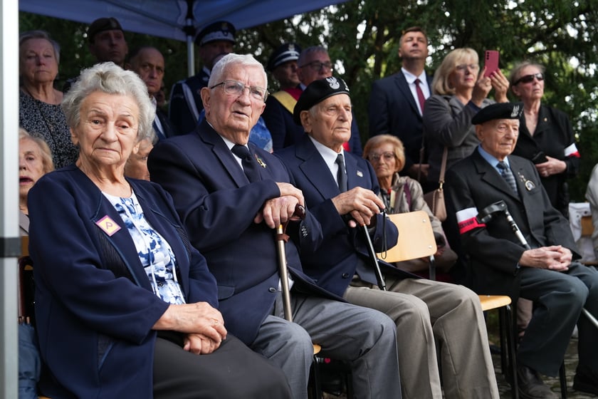 Uroczystości przy pomniku Rotmistrza Witolda Pileckiego w 81. rocznicę wybuchu Powstania Warszawskiego