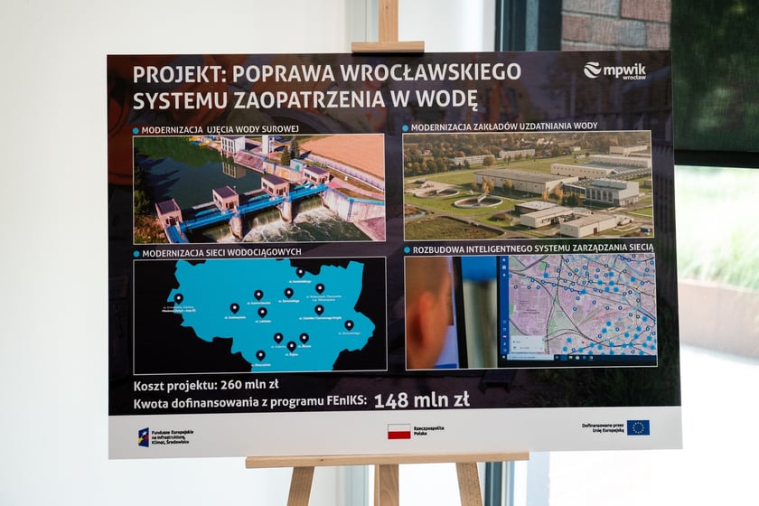 Konferencja prasowa wok&oacute;ł projektu &bdquo;Poprawa wrocławskiego systemu zaopatrzenia w wodę&rdquo;, kt&oacute;ry dofinansowano z unijnego programu FEniKS