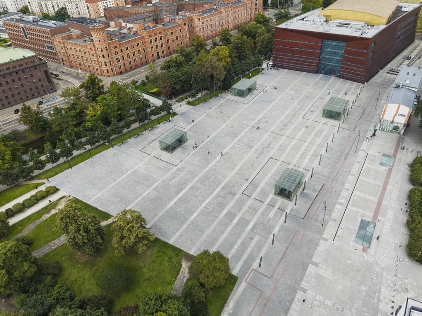 Plac Wolności we Wrocławiu przed rozpoczęciem remontu - sierpień 2025 r.