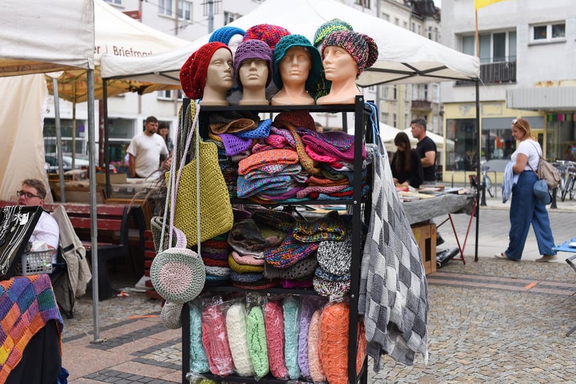 Giełda Staroci w okolicach Rynku, przy Kościele św. Marii Magdaleny na skwerze przy rogu ulic Szewskiej i Wita Stwosza- 8-10 sierpnia