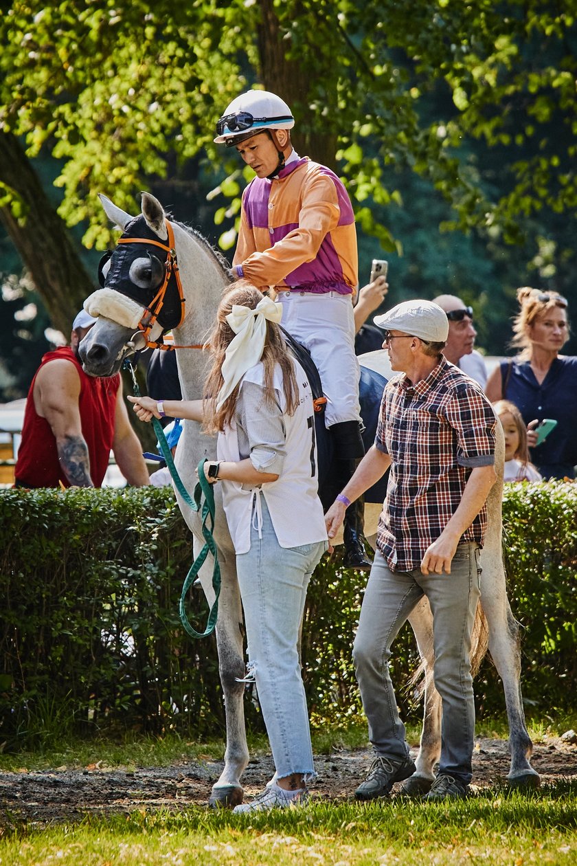 7 dzień wyścigowy na Partynicach - 10.08.25