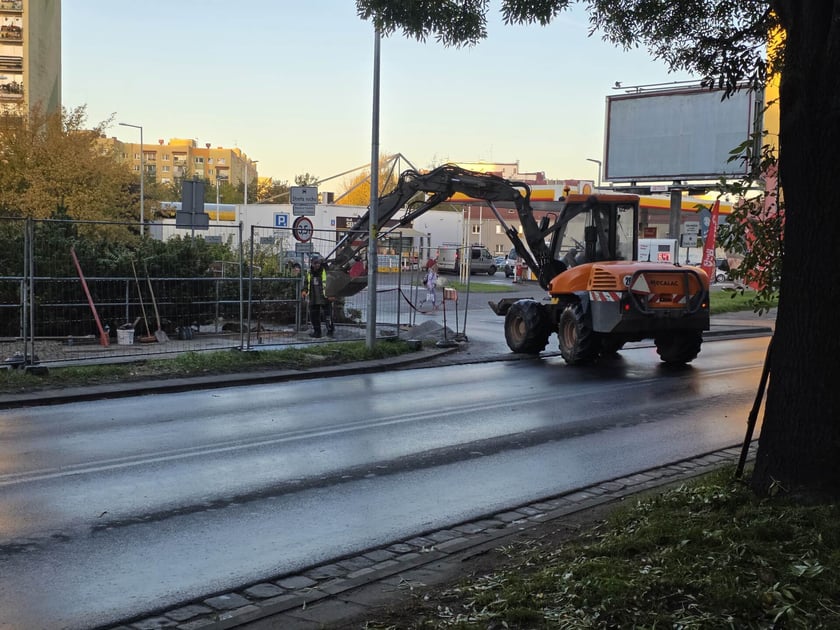 Remont chodnika na ul. Gubińskiej we Wrocławiu - 13.10.2025 r.