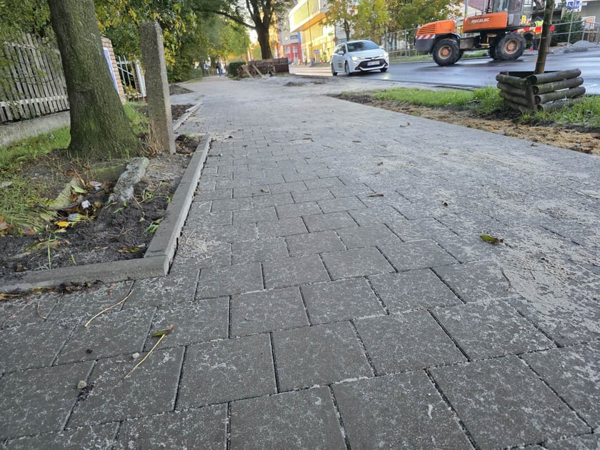 Remont chodnika na ul. Gubińskiej we Wrocławiu - 13.10.2025 r.