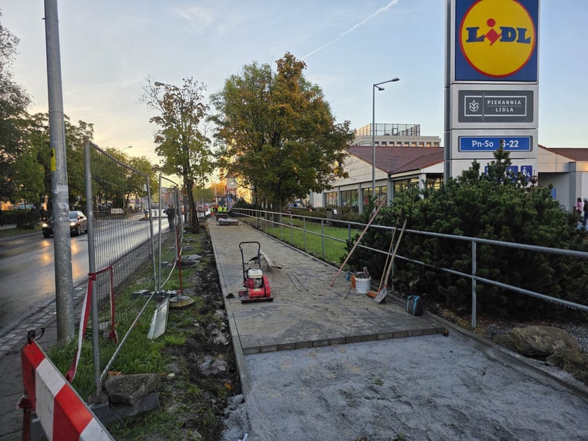 Remont chodnika na ul. Gubińskiej we Wrocławiu - 13.10.2025 r.