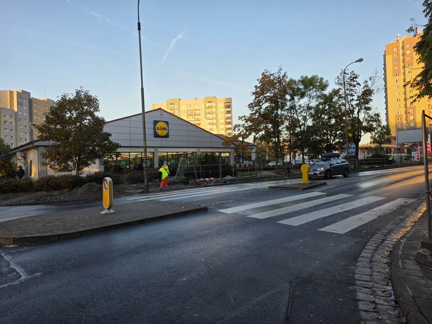 Remont chodnika na ul. Gubińskiej we Wrocławiu - 13.10.2025 r.