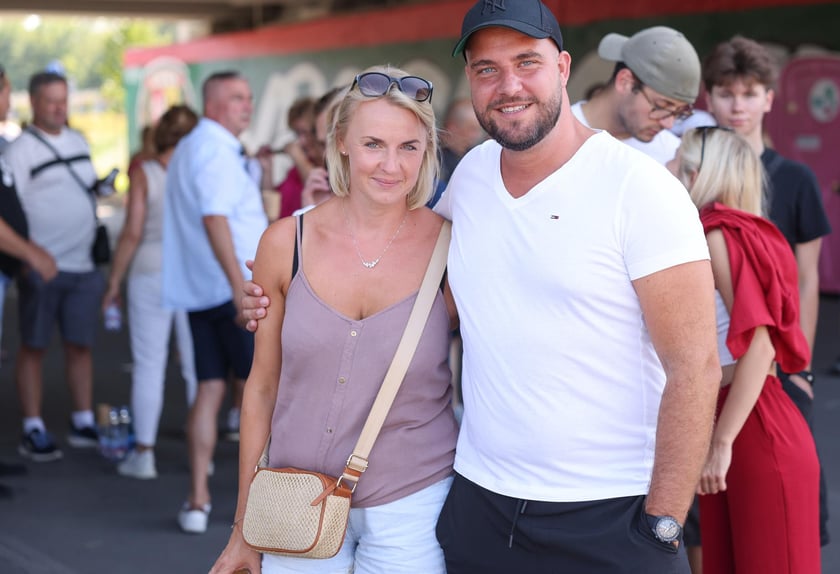 Fanie Eda Sheerana w drodze na kncert na Tarczyński Arena Wrocław, 15 sierpnia 2025