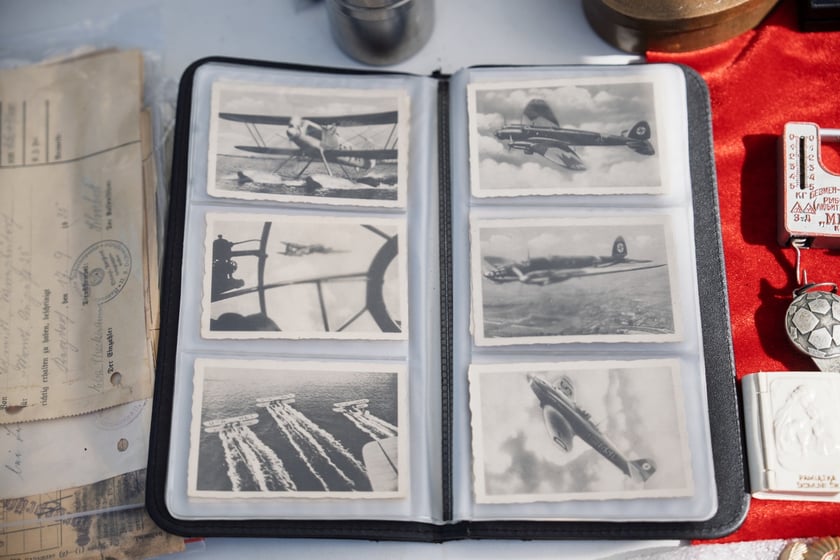 Giełda staroci pod Iglicą we Wrocławiu