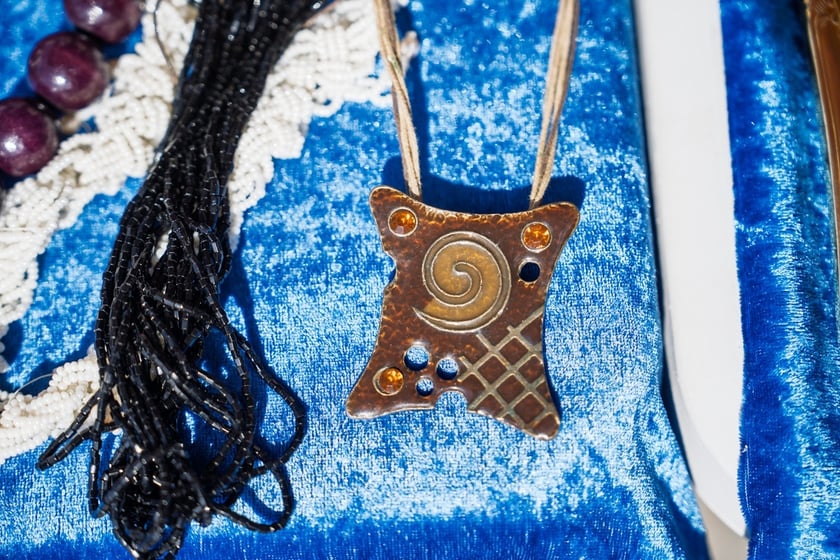 Giełda staroci pod Iglicą we Wrocławiu