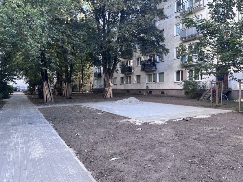 Przeznaczona do remontu część podw&oacute;rza w kwartale ulic Braniborska&mdash;Dobra&mdash;Legnicka&mdash;Trzemeska