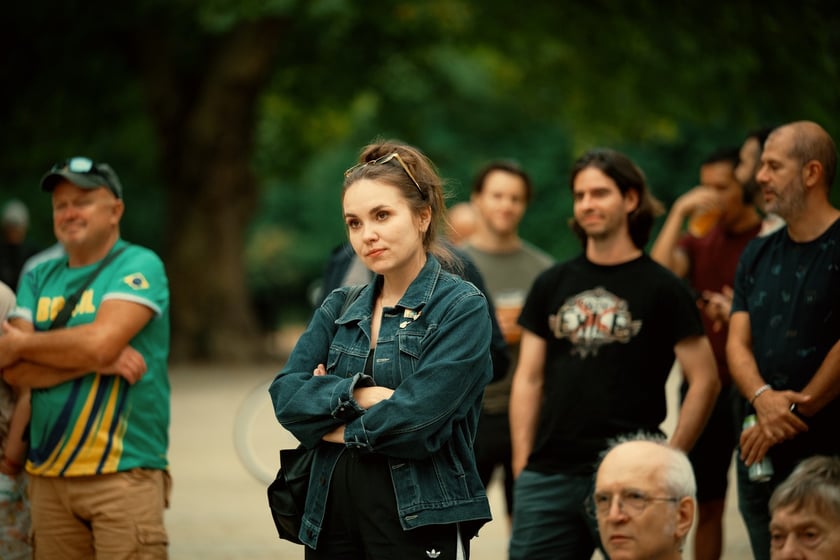 W parku Południowym z koncertem w cyklu „Muzyczne Parki Wrocławia” wystąpiła Marzena Słowik z zespołem „Słowik e os pássaros do amor”.