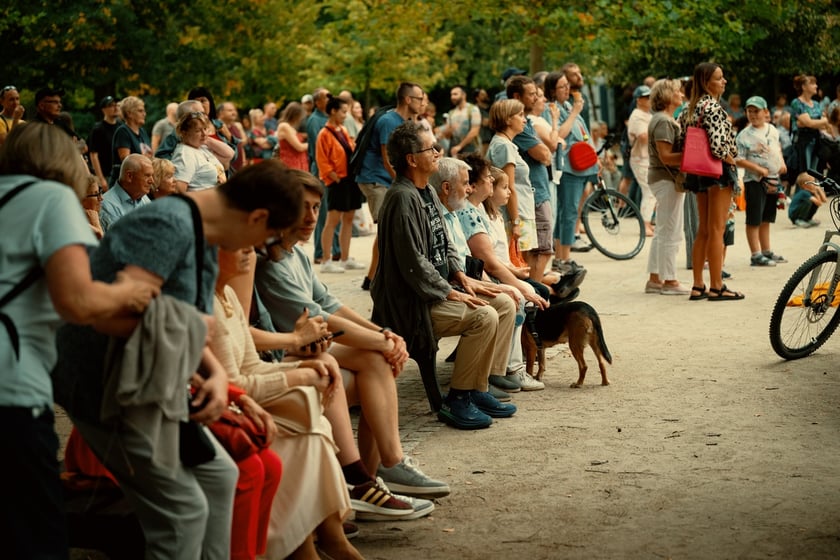 W parku Południowym z koncertem w cyklu „Muzyczne Parki Wrocławia” wystąpiła Marzena Słowik z zespołem „Słowik e os pássaros do amor”.