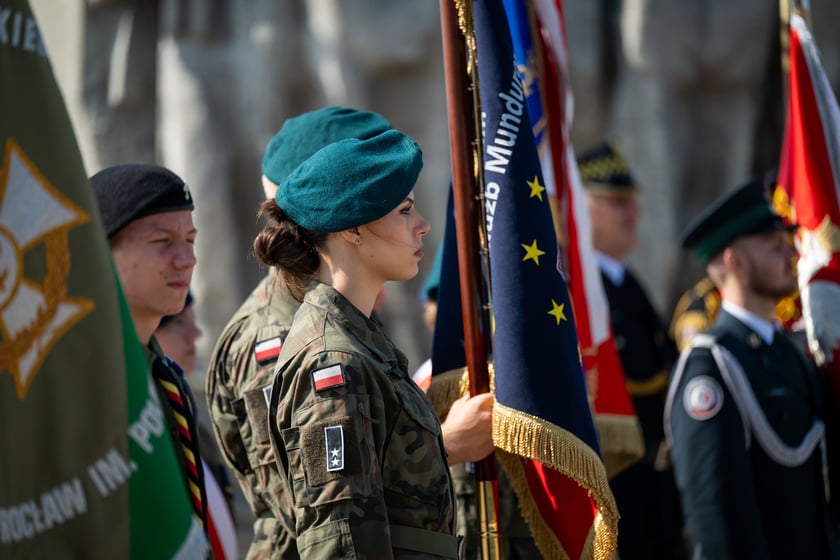 Uroczystości upamiętniające 86. rocznicę wybuchu II wojny światowej