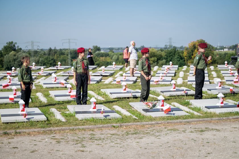 Uroczystości upamiętniające 86. rocznicę wybuchu II wojny światowej