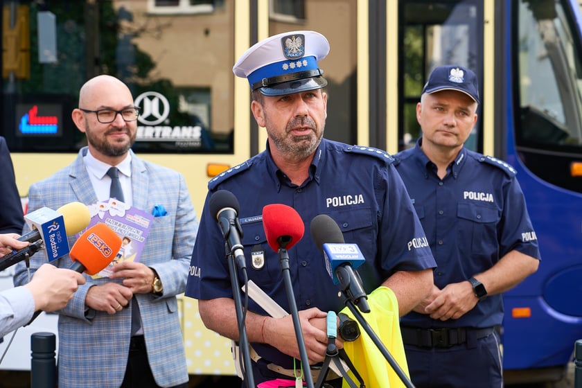 Aspirant sztabowy Tomasz Słuszniak z Komendy Wojewódzkiej Policji we Wrocławiu