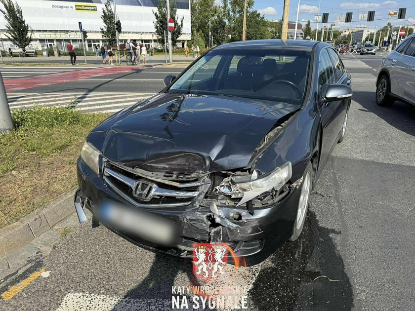 Informuje o wypadkach, pożarach i nagłych zdarzeniach. Portal „Kąty Wrocławskie na sygnale”