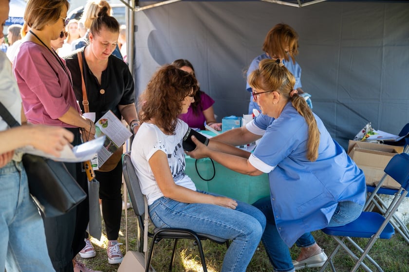 IPAPOLRUN 2025 we Wrocławiu - bieg funkcjonariuszek i pracownic cywilnych policji z Dolnego Śląska, z okazji 100-lecia kobiet w policji