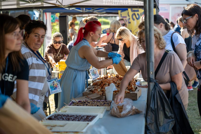 IPAPOLRUN 2025 we Wrocławiu - bieg funkcjonariuszek i pracownic cywilnych policji z Dolnego Śląska, z okazji 100-lecia kobiet w policji