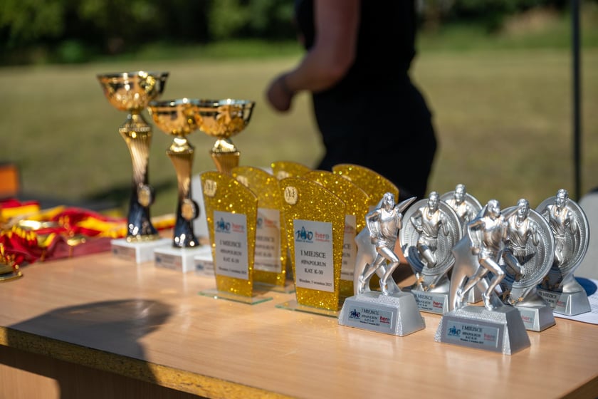 IPAPOLRUN 2025 we Wrocławiu - bieg funkcjonariuszek i pracownic cywilnych policji z Dolnego Śląska, z okazji 100-lecia kobiet w policji