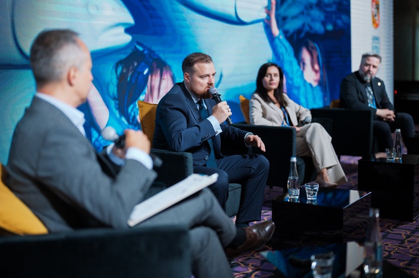 "Turystyka jako siła napędowa marki miejsca" - panel na Forum Ekonomicznym 2025 w Karpaczu