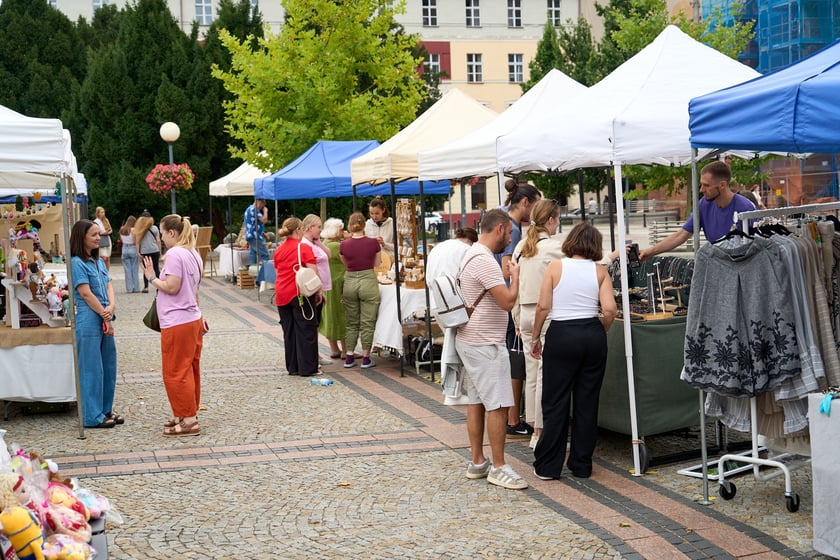Artishop. Targi rzeczy niepospolitych na  ul. Szewskiej - weekend 5-7 września