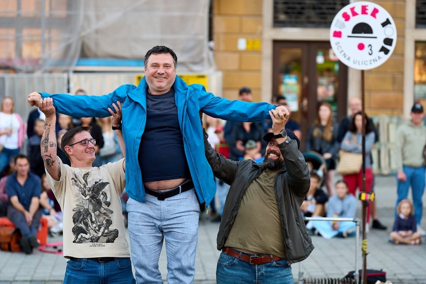Podróżny festiwal artystów ulicznych Busker Tour na wrocławskim Rynku - 5 i 6 września 2025 r.