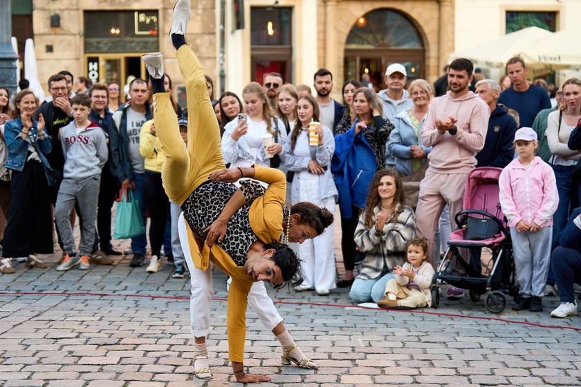 Podróżny festiwal artystów ulicznych Busker Tour na wrocławskim Rynku - 5 i 6 września 2025 r.