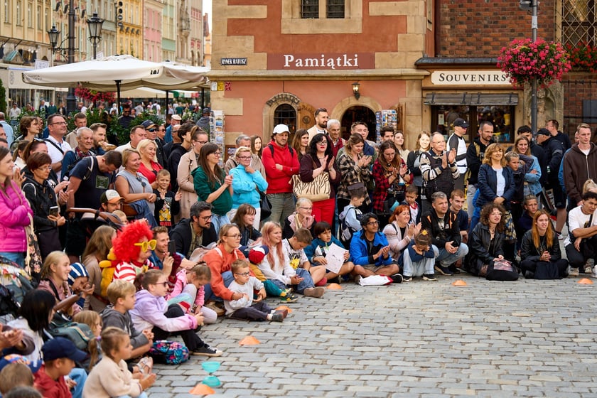 Podróżny festiwal artystów ulicznych Busker Tour na wrocławskim Rynku - 5 i 6 września 2025 r.