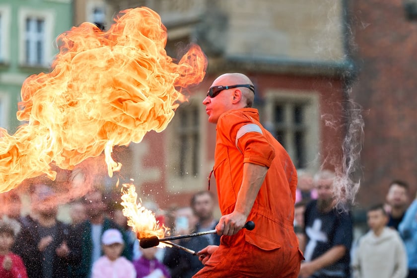 Podróżny festiwal artystów ulicznych Busker Tour na wrocławskim Rynku - 5 i 6 września 2025 r.