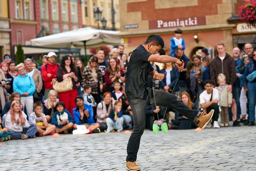 Podróżny festiwal artystów ulicznych Busker Tour na wrocławskim Rynku - 5 i 6 września 2025 r.
