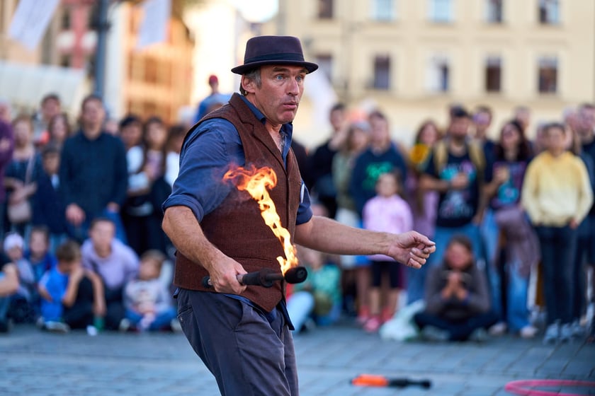 Podróżny festiwal artystów ulicznych Busker Tour na wrocławskim Rynku - 5 i 6 września 2025 r.
