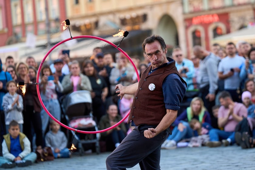 Podróżny festiwal artystów ulicznych Busker Tour na wrocławskim Rynku - 5 i 6 września 2025 r.